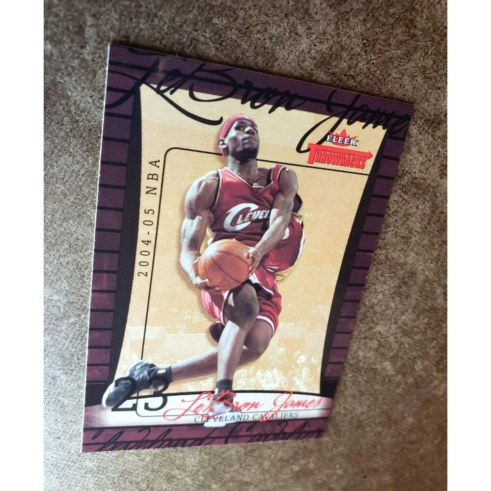 20004-2005 Fleer LEBRON JAMES THROWBACKS NBA Trading Card 23 CLEVELAND CAVALIERS